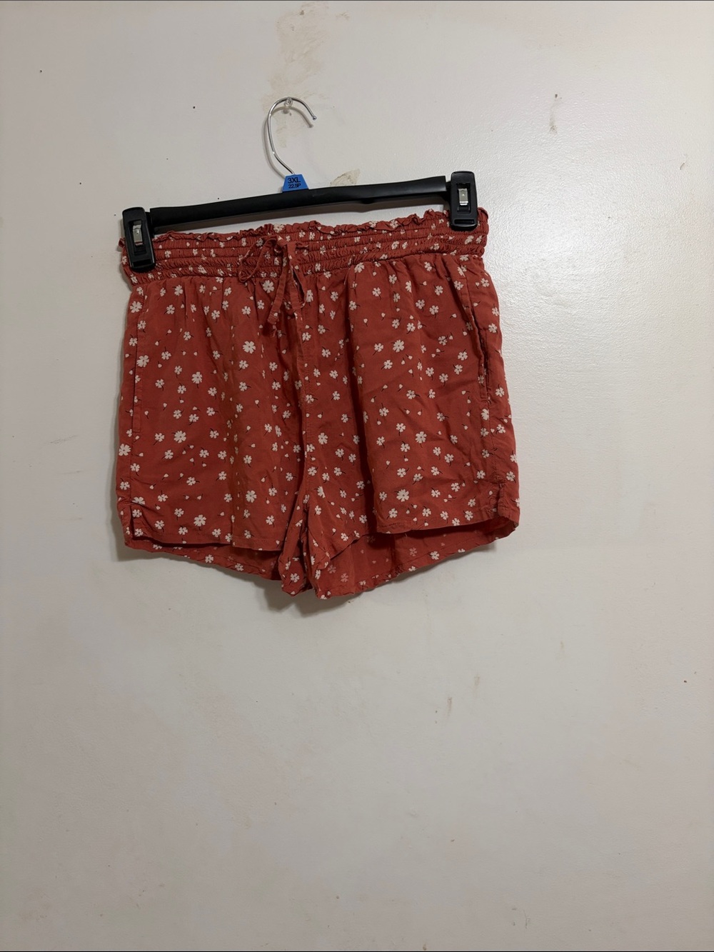 SO High-Waist Floral Drawstring Shorts in Rust and White
